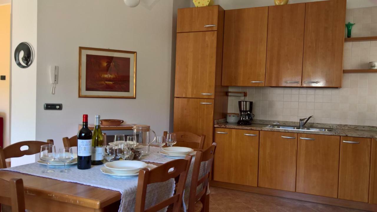 Casa Luca E Cristina Villa Mezzolago Bagian luar foto